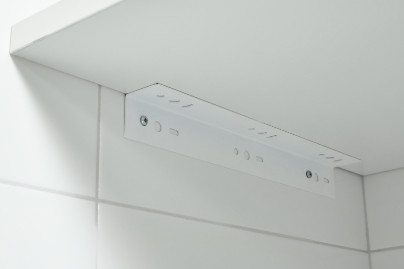 Vinkelfeste for benkeplate.